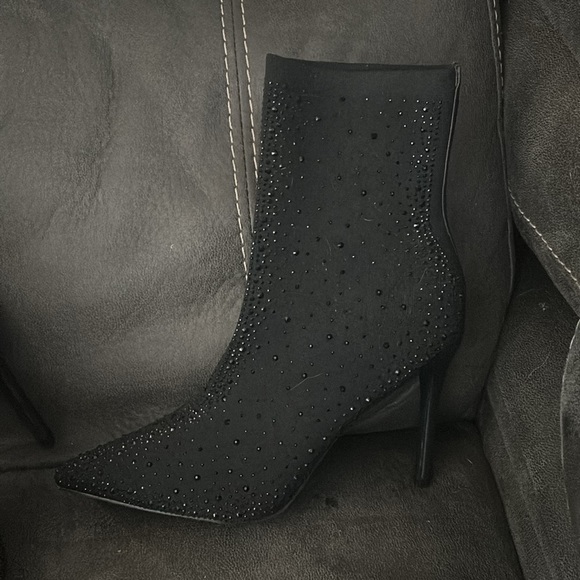 Black sequin bootie heels - Picture 2 of 3
